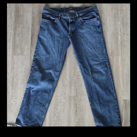 Jeans - Picture 3 of 4